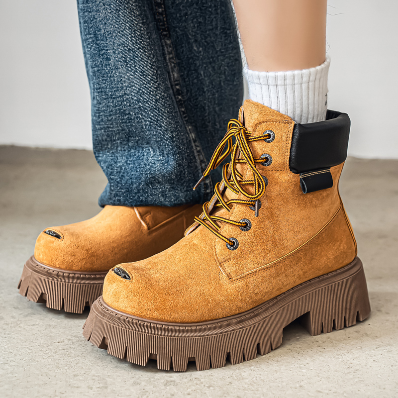クラシックハイトップブーツアウトドアレザーメンズカジュアルア - Leather Work Flats のレビューと価格