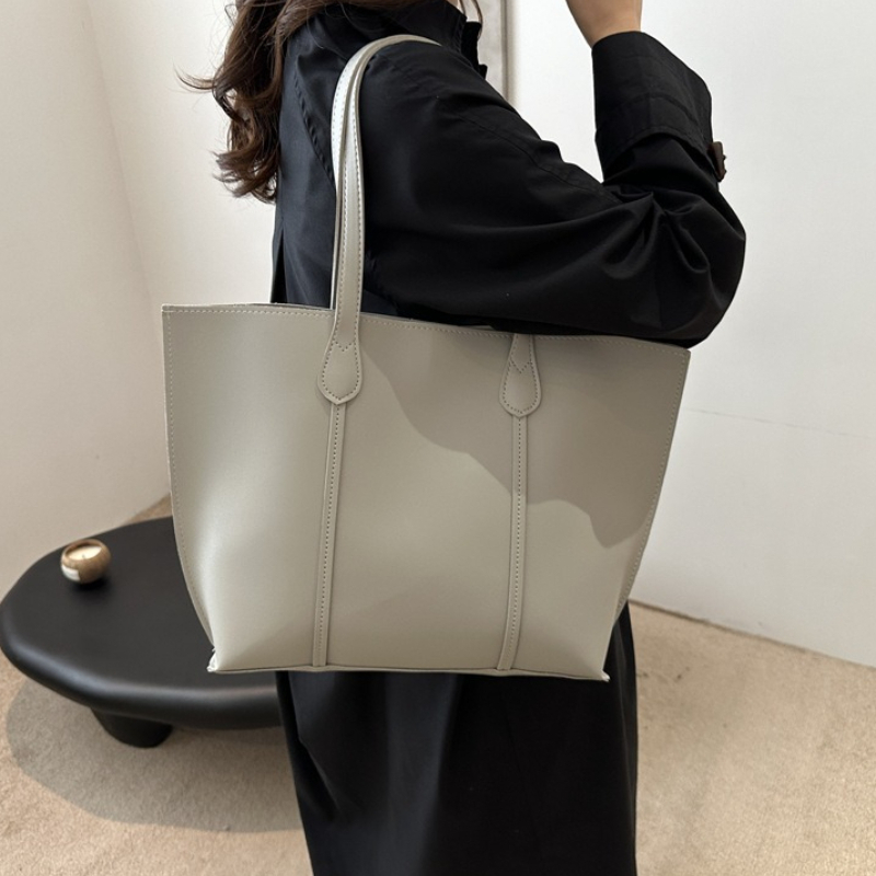 レトロフェイクレザーショルダーバッグ、大容量オフィス通勤ハン - Leather Work Laptop Bag のレビューと価格